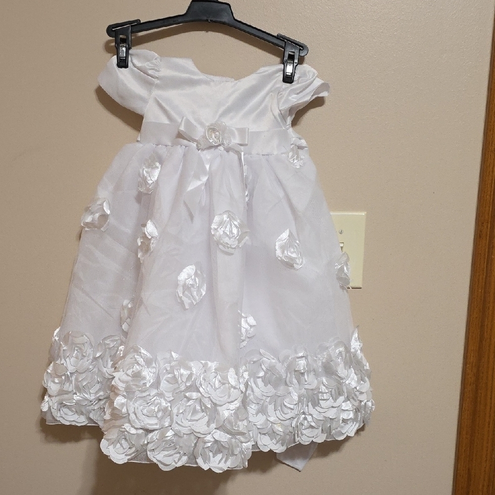 Charming White Rose Kids Dress